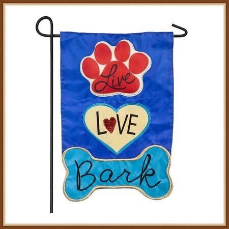 Flag Garden Live Love Bark
