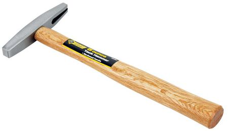 5 oz Wood Handle Magnetic Tack Hammer