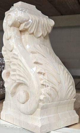 Corbel Acanthus 4 3/8 x 5