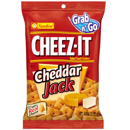 Cheez-It Grab N' Go Cheddar Jack Crackers 3 Oz Pegged