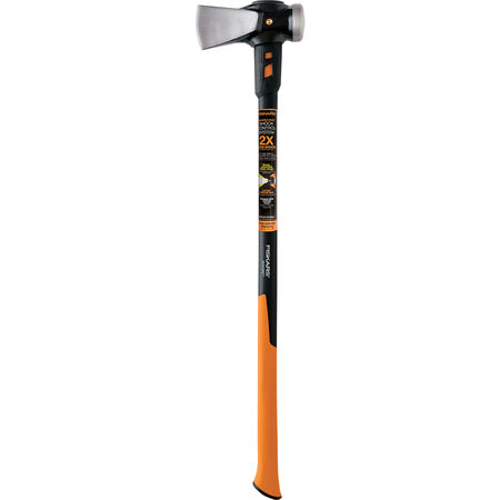 Fiskars Pro IsoCore 8 lb Splitting Maul Steel Handle