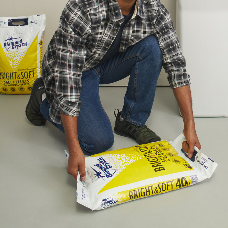 Diamond Crystal Bright & Soft Water Softener Salt Pellets 40 lb Stine