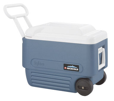 igloo maxcold 70 qt roller cooler
