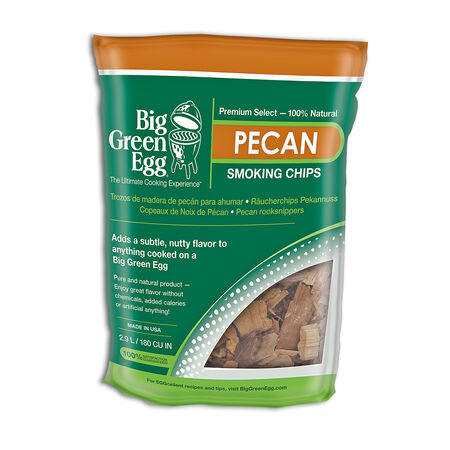 Big Green Egg All Natural Pecan Wood Smoking Chips 180 cu in