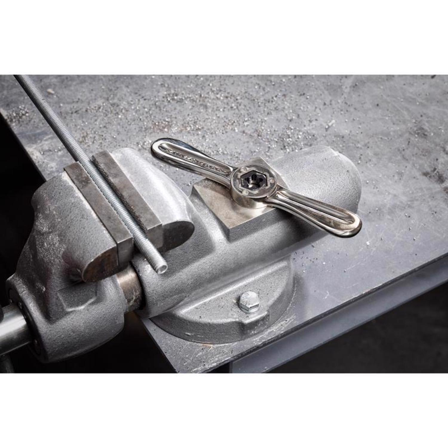 Milwaukee Metric M5x0.9 mm 1" Hex Threading Die