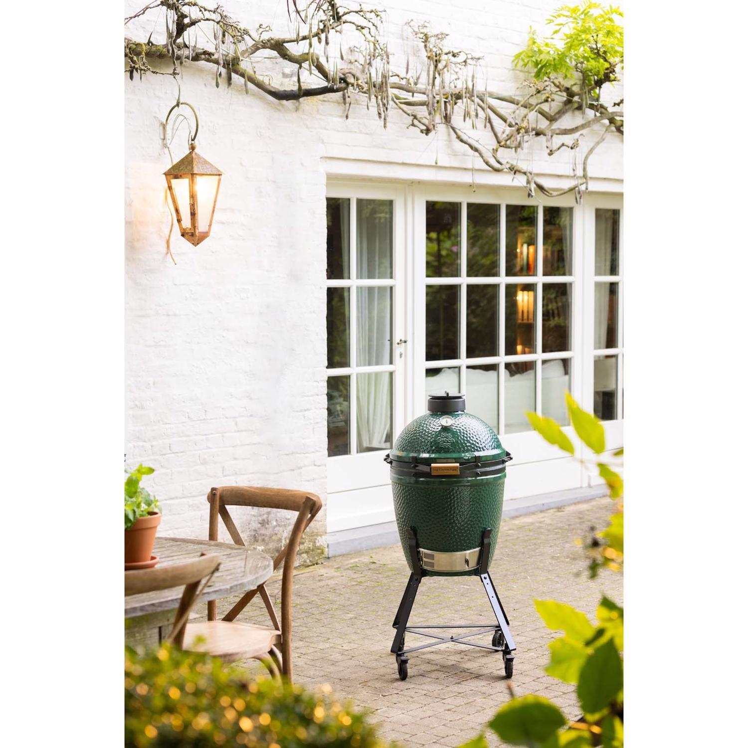 Big Green Egg 15 in. Medium Charcoal Kamado Grill and Smoker Green