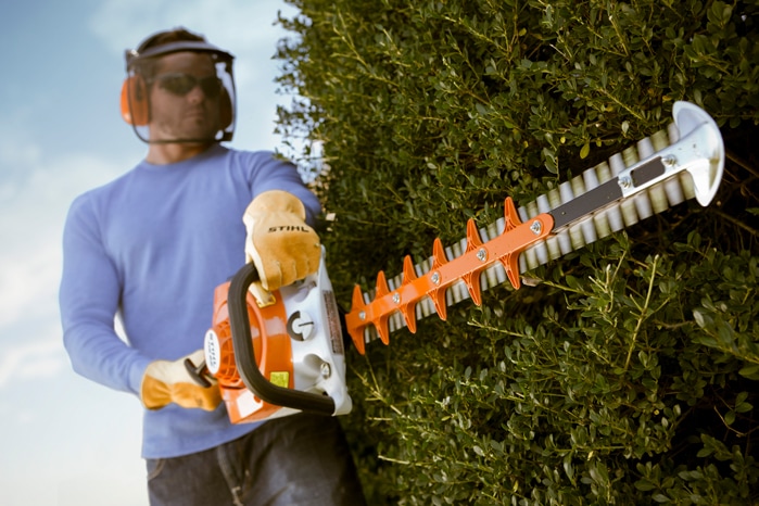 HEDGE TRIMMER HS56 24" DOUBLE
