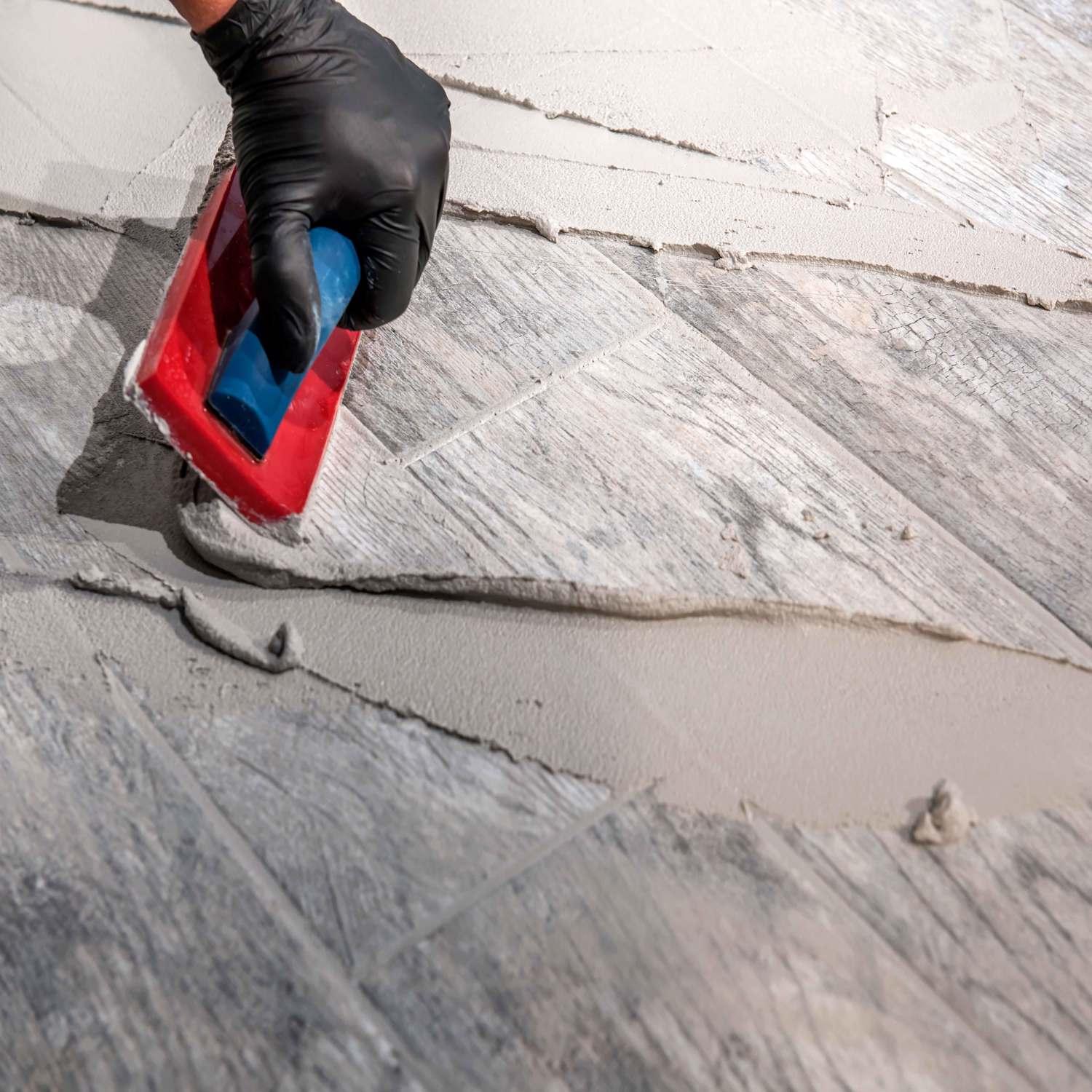 Custom Building Products Polyblend Plus Indoor and Outdoor Natural Gray Sanded Grout 25 lb.