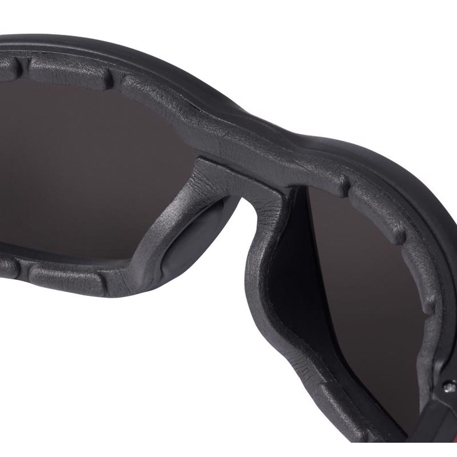 Milwaukee Anti-Fog Polarized Performance Safety Glasses with Gasket Tinted Lens Black/Red Frame 1 pc