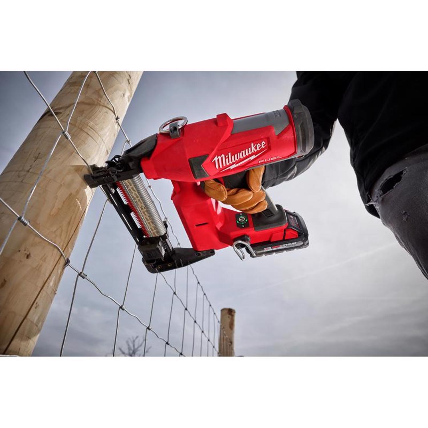Milwaukee 3/4 in. W X 1-3/4 in. L 9 Ga. Diamond Crown Staples 960 pk