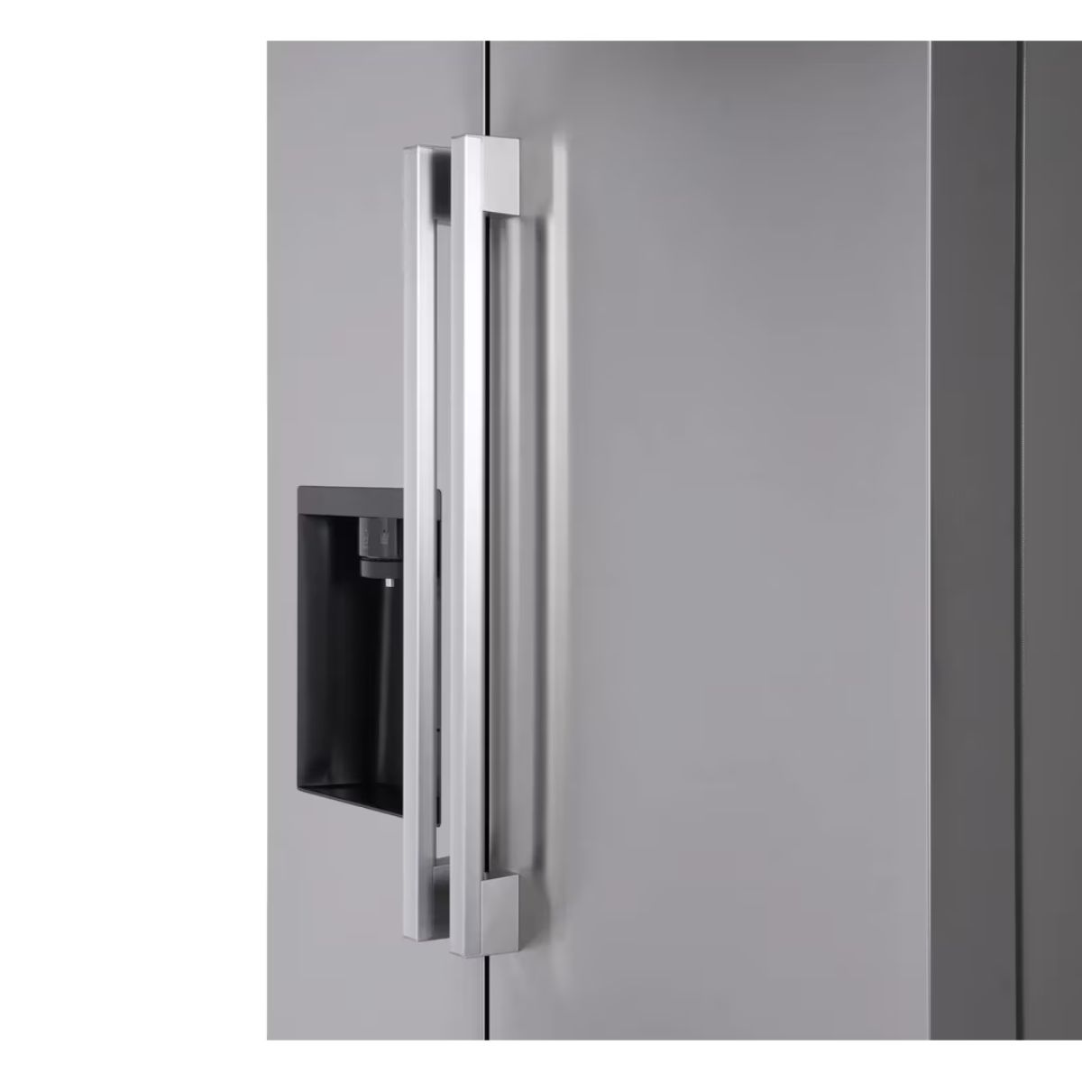 27 cu. ft. Standard-Depth, Side-by-side Refrigerator, with Ice and Water and Bar Handle Design