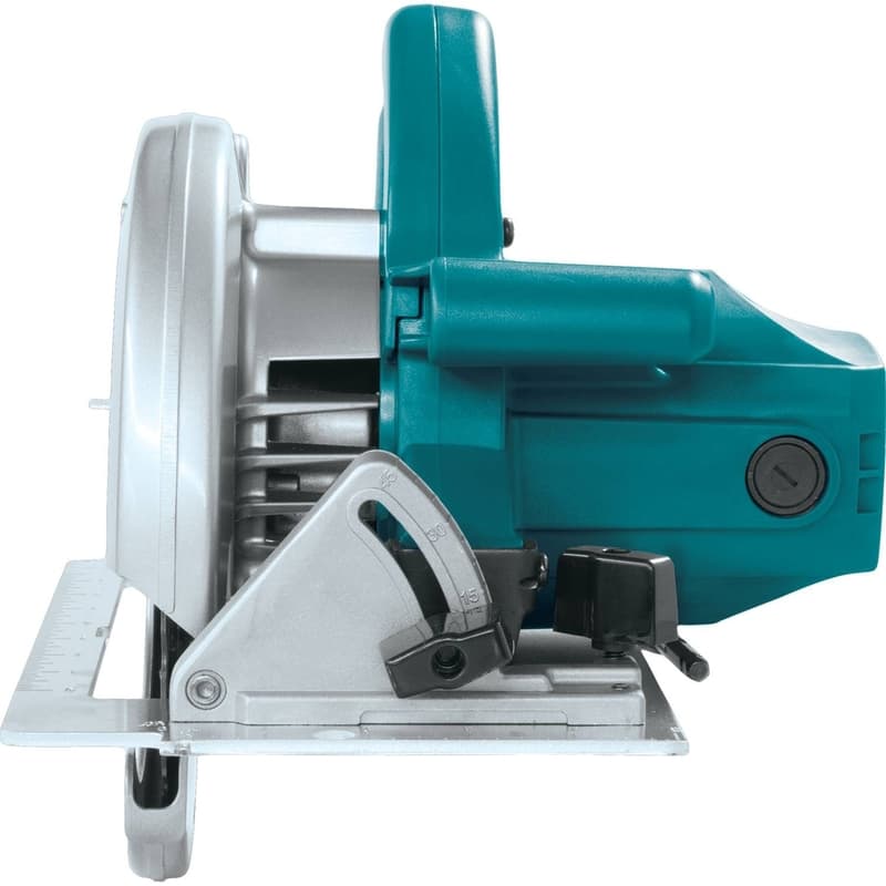 Makita 15 amps 7-1/4 in. Corded Circular Saw Tool Only
