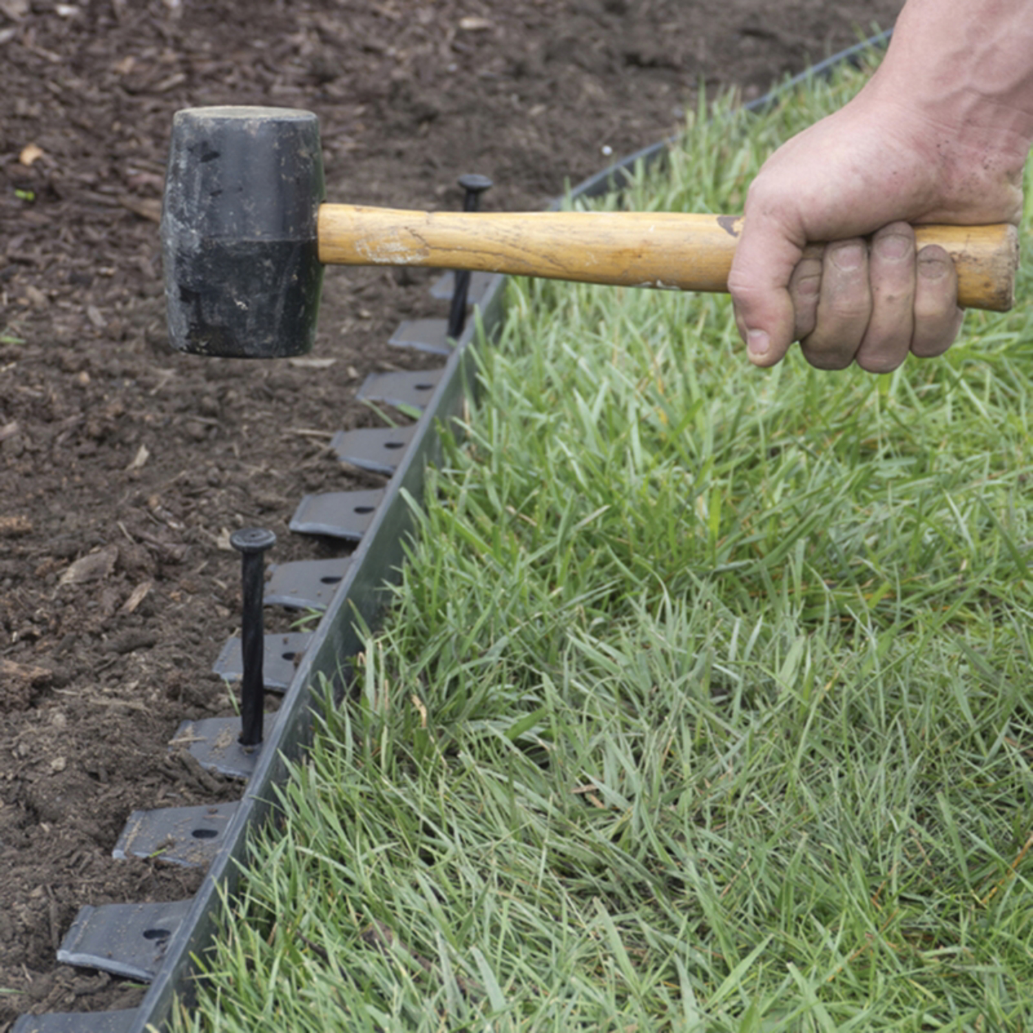 EasyFlex 20 ft. L Plastic Black Landscape Edging Kit
