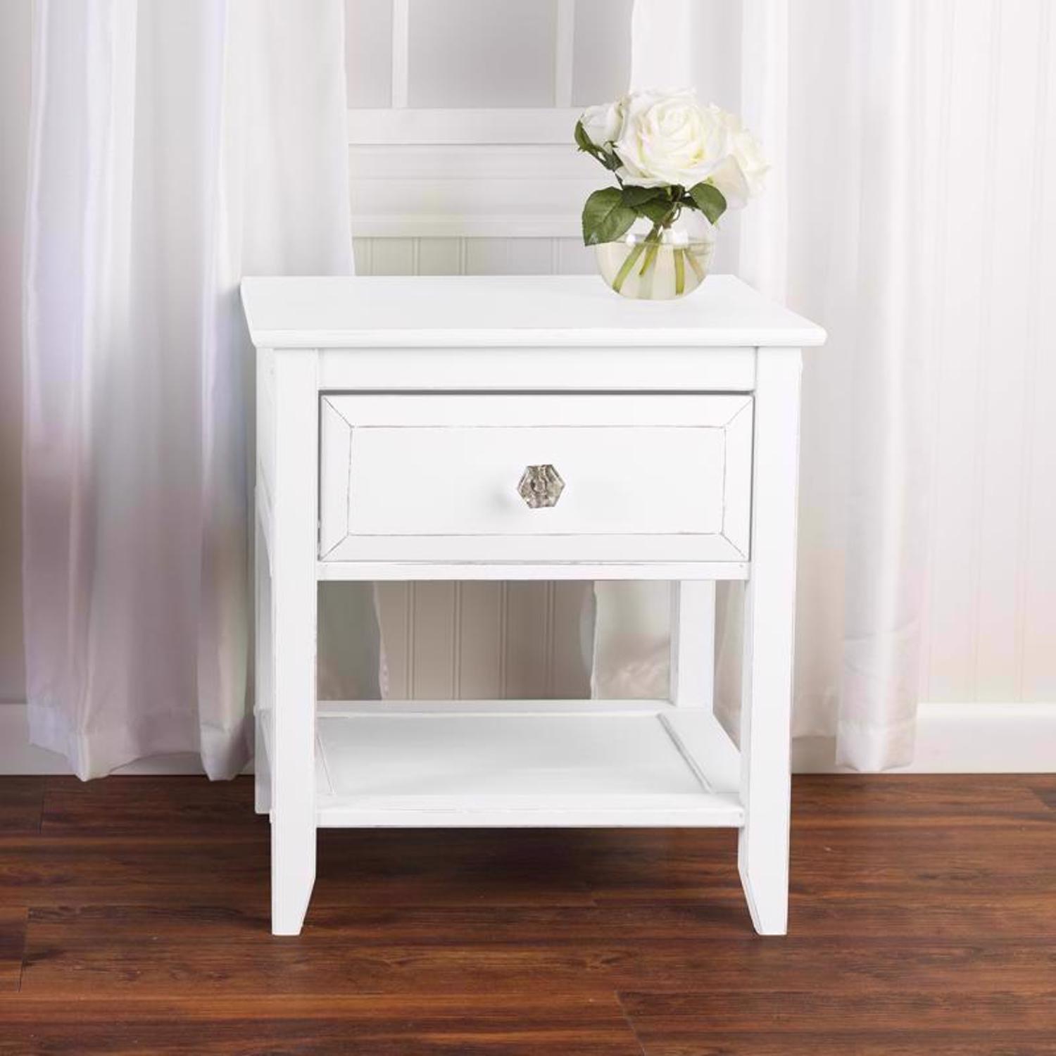 Rust-Oleum Chalked Ultra Matte Linen White Water-Based Acrylic Chalk Paint 30 oz