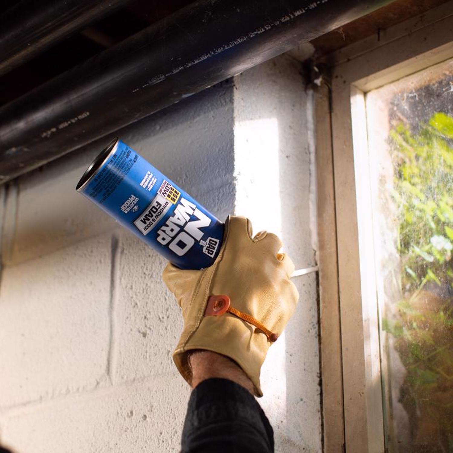 Touch 'n Foam No Warp White Polyurethane Window and Door Foam Sealant 12 oz