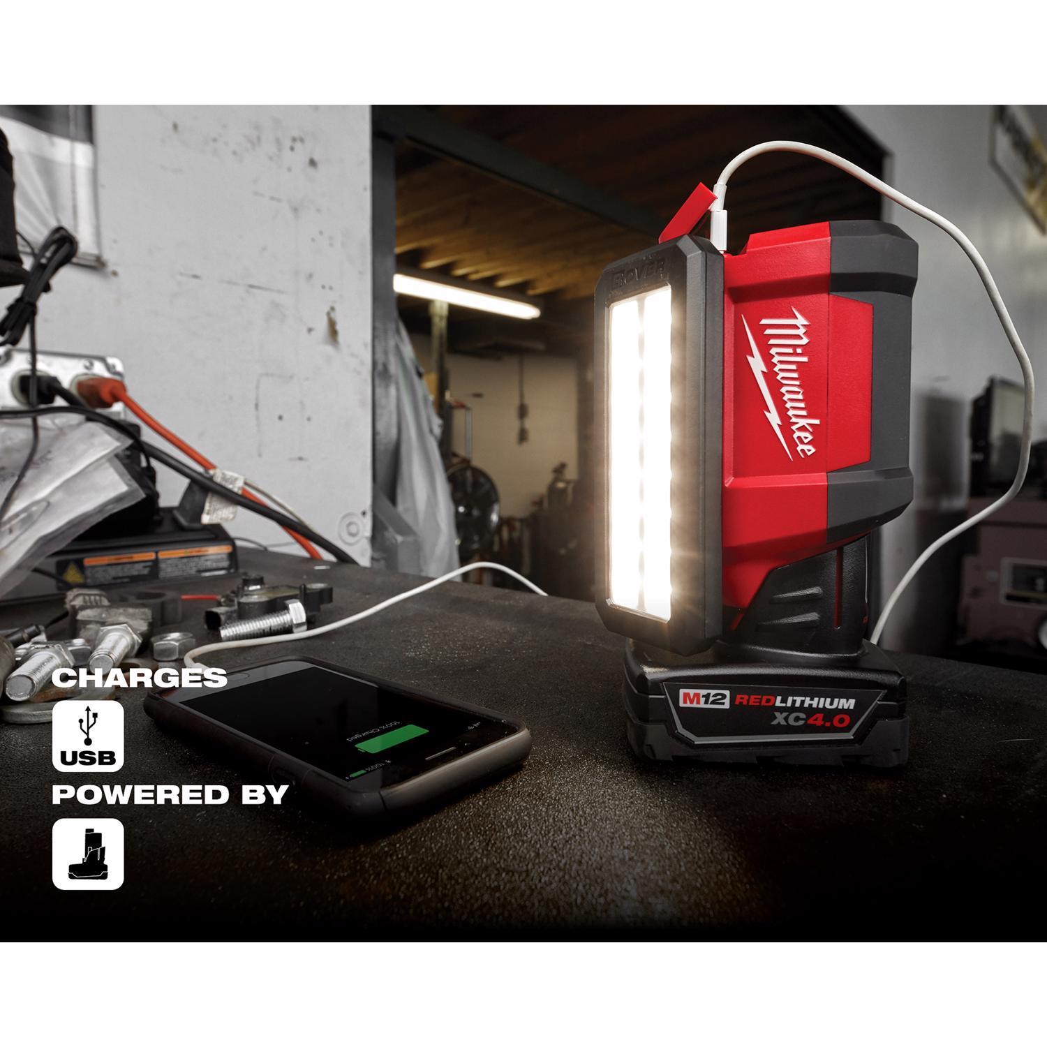 milwaukee 700 lumens flashlight spare battery and charger 2367-20 M12 Rover Repair Flood Light with USB Charging- Bare Tool This Milwaukee flood light uses REDLITHIUM battery technology that you can charge with an M18 charger Milwaukee M12 ROVER Service and