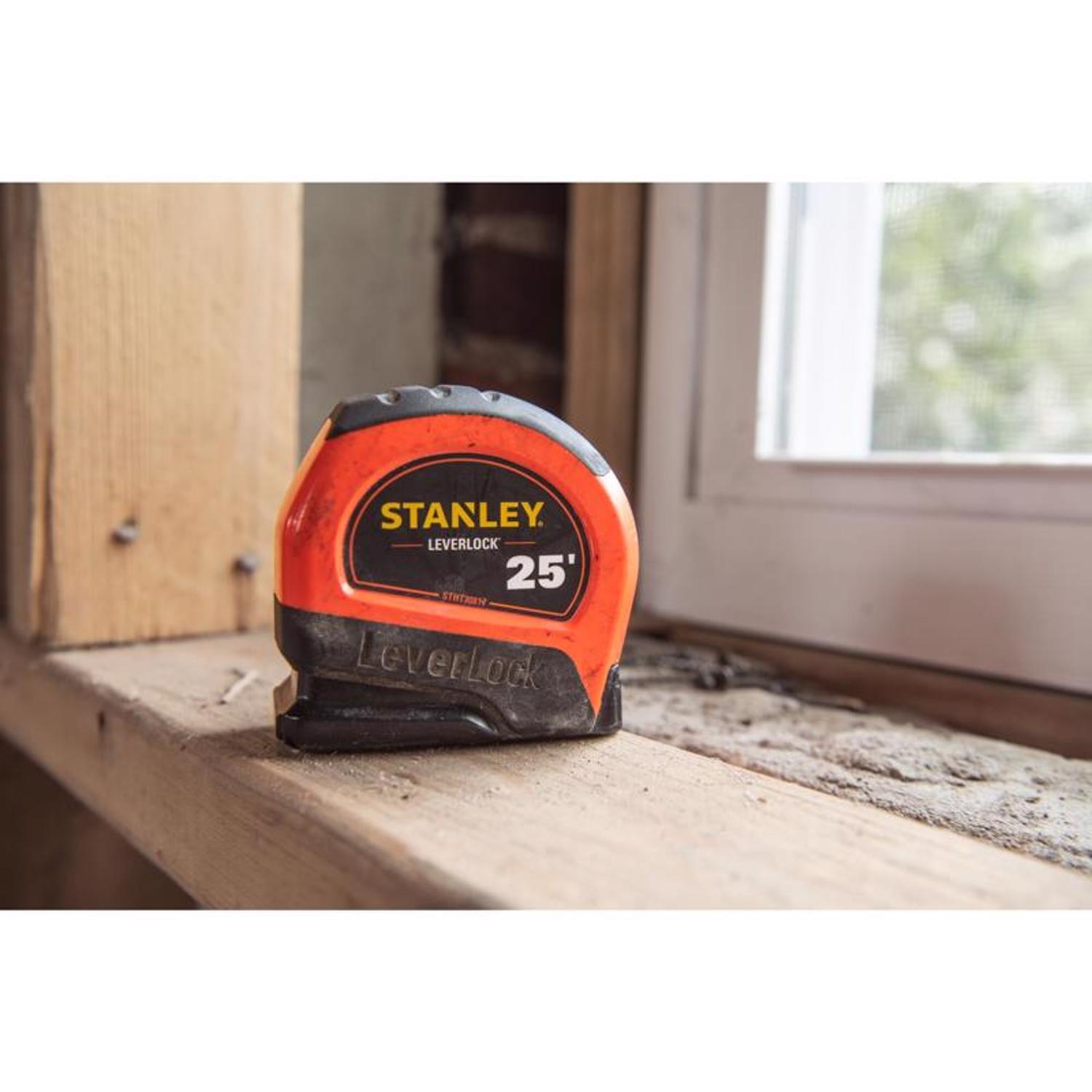 Stanley LeverLock 25 ft. L X 1 in. W Tape Measure 1 pk