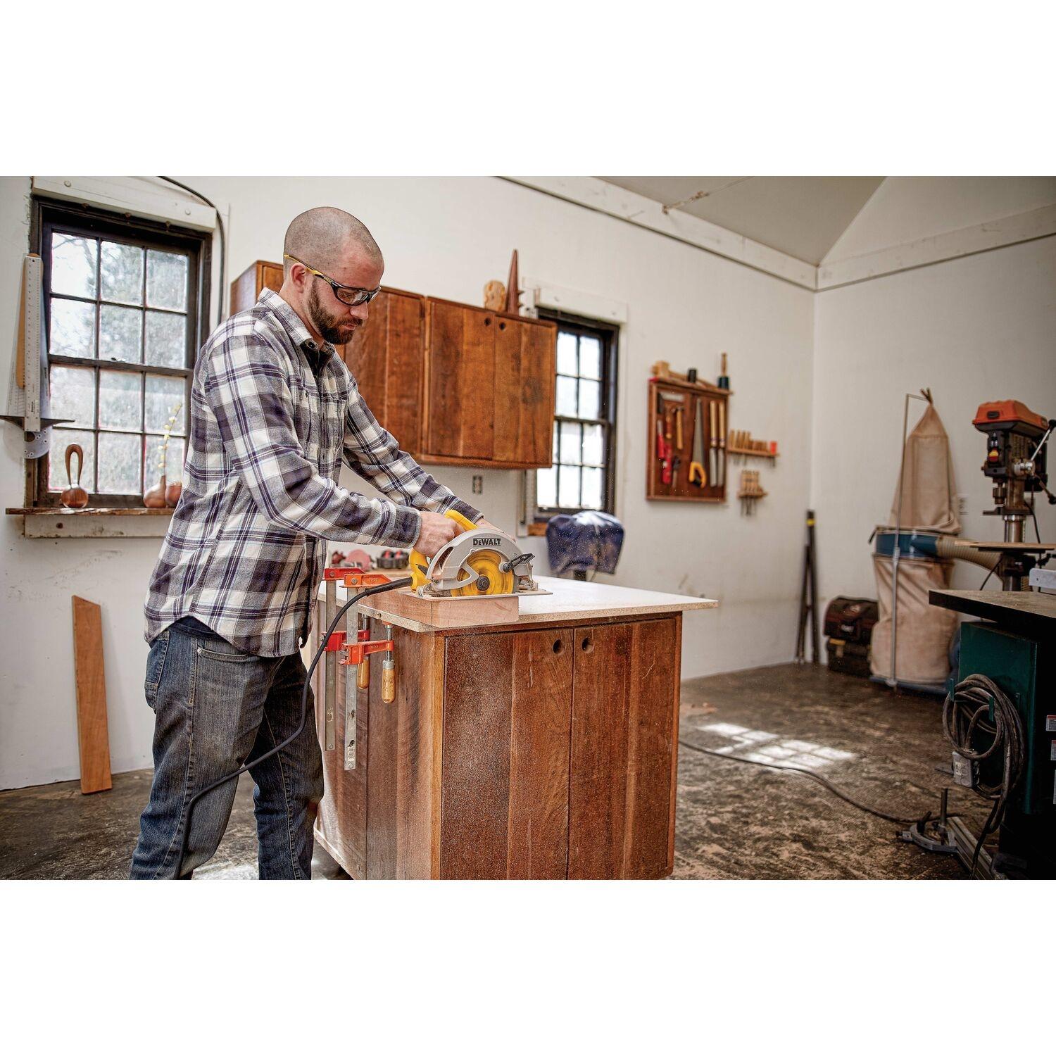 DeWalt 7-1/4 in. D X 5/8 in. Carbide Circular Saw Blade 18 teeth 1 pk