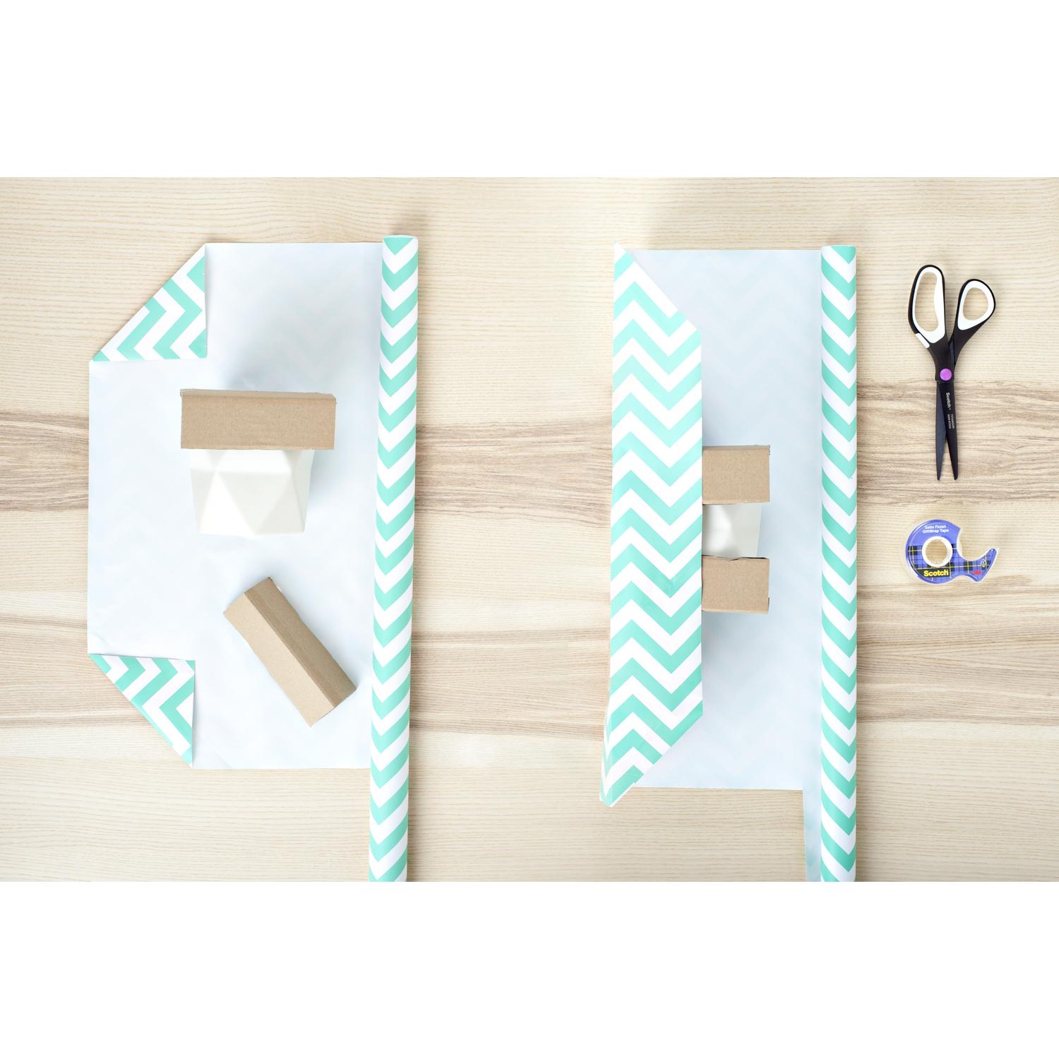 Scotch 3/4 in. W X 650 in. L Gift Wrapping Tape