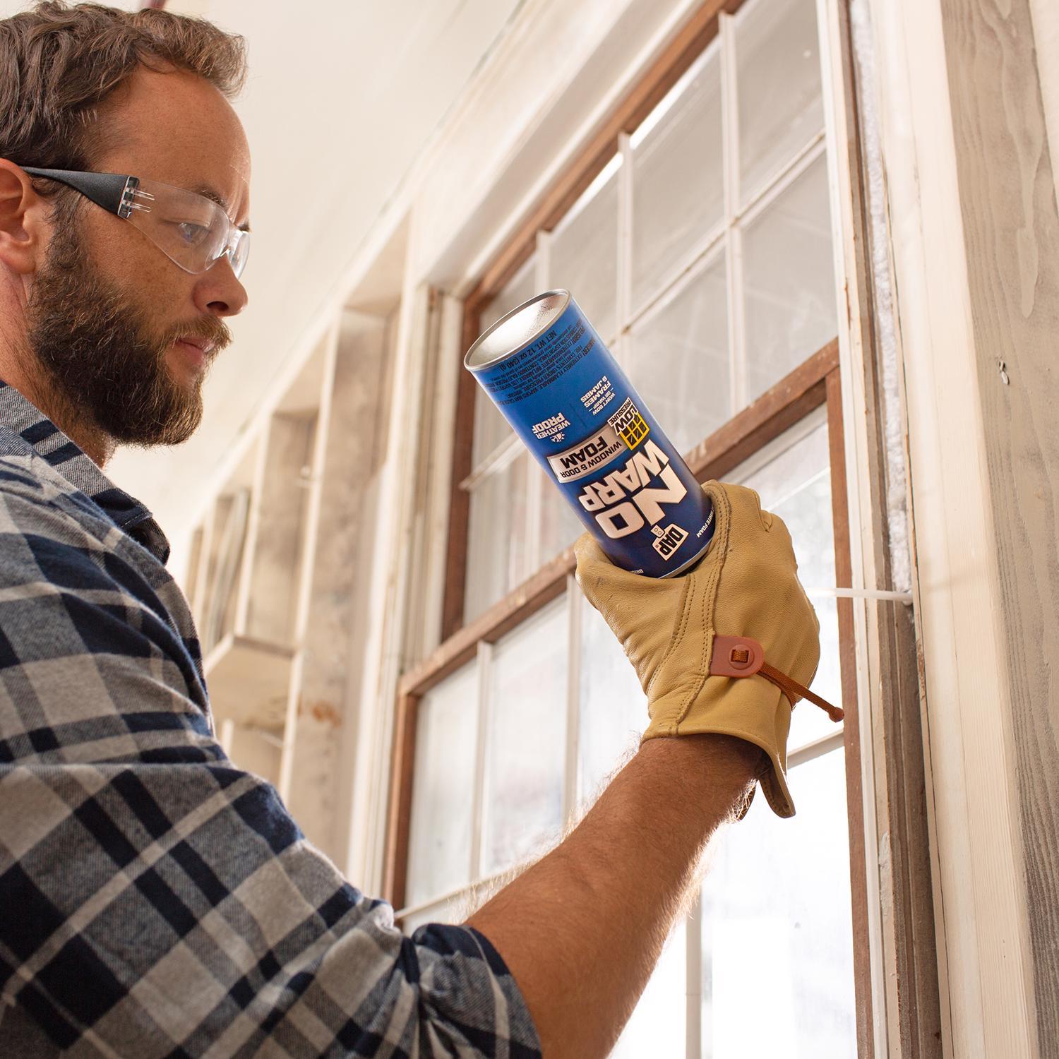 Touch 'n Foam No Warp White Polyurethane Window and Door Foam Sealant 12 oz