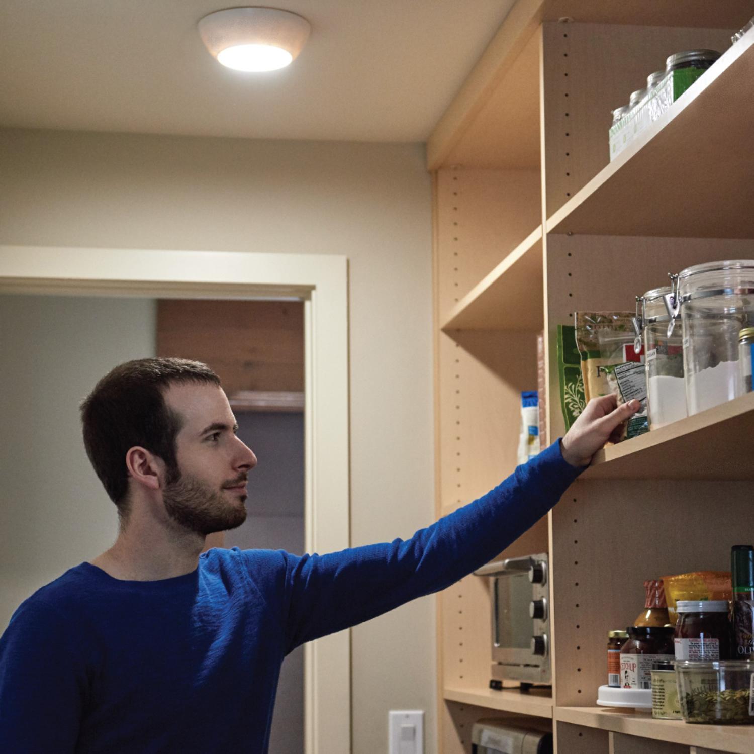 Mr. Beams 7.48 in. L White Battery Powered LED Motion Sensor Light 300 lm