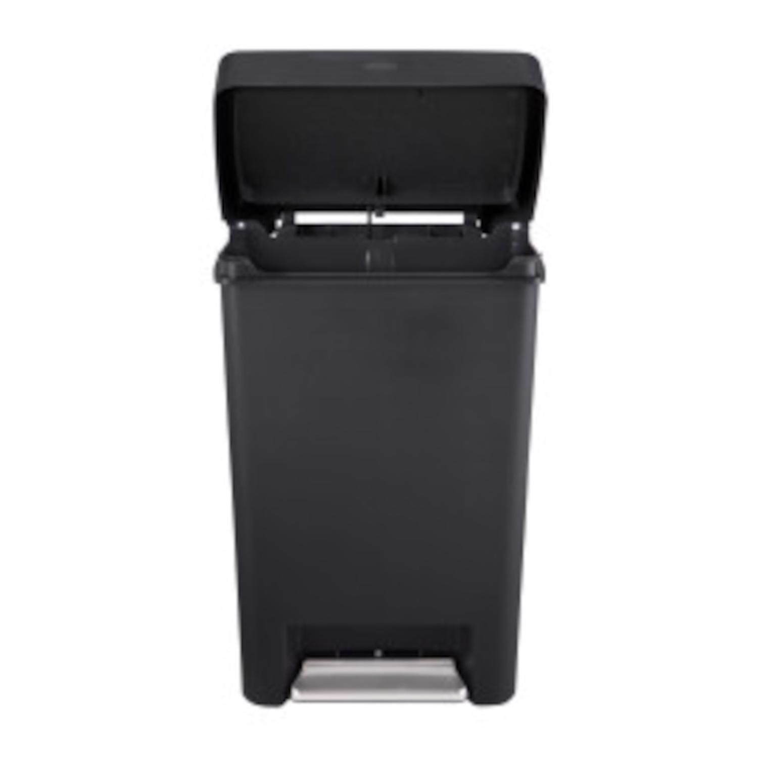 Rubbermaid 13 gal Charcoal Resin Trash Can