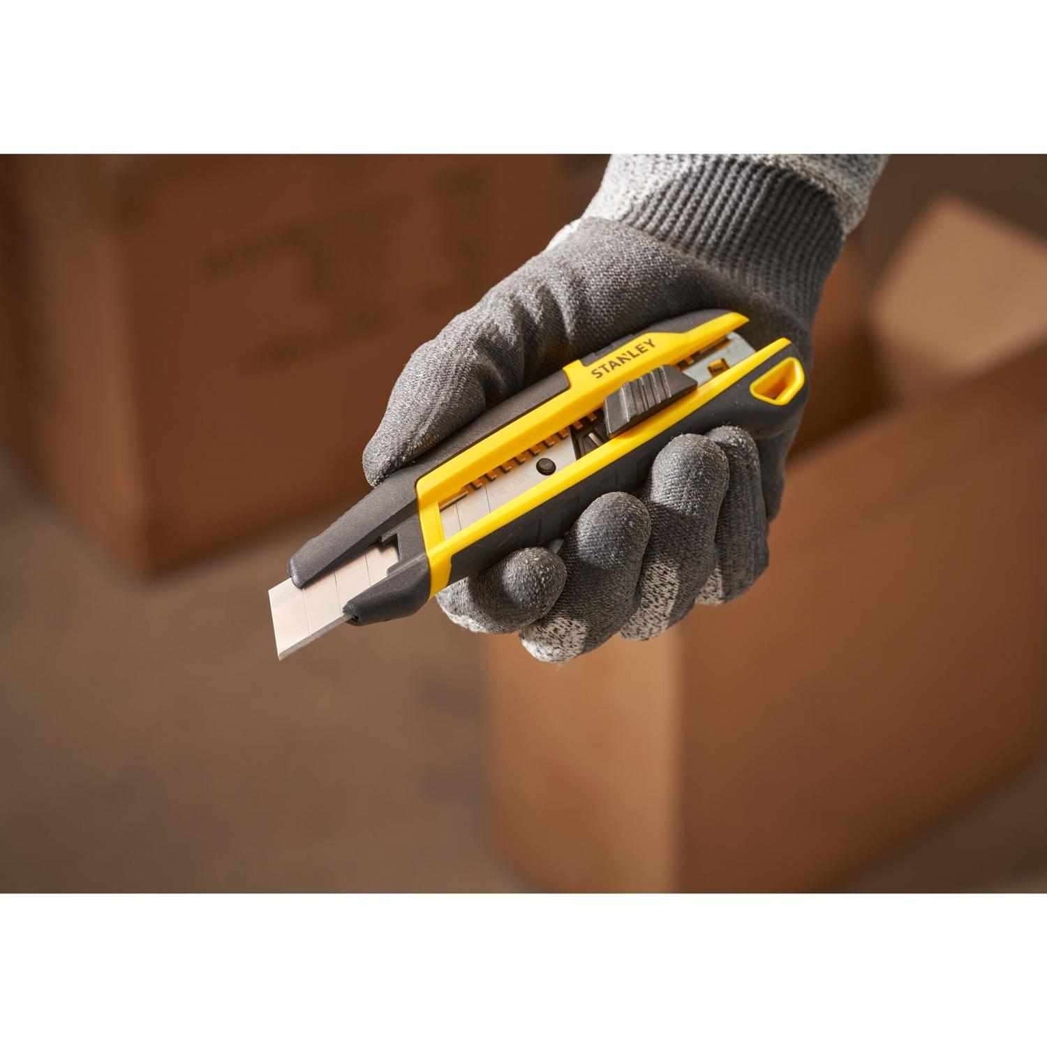 Stanley 6.10 in. Snap Knife Black/Yellow 1 pc