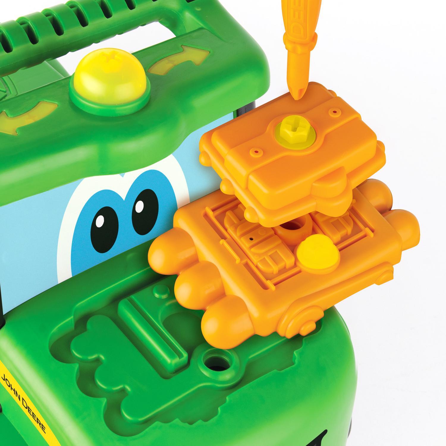 TOMY John Deere Tractor Ride Toy Green/Yellow
