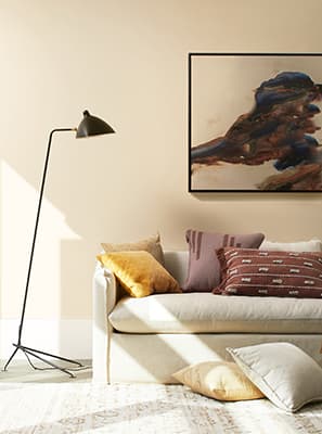 Benjamin Moore Regal Select Semi-Gloss White Paint And Primer Interior 1 Gallon