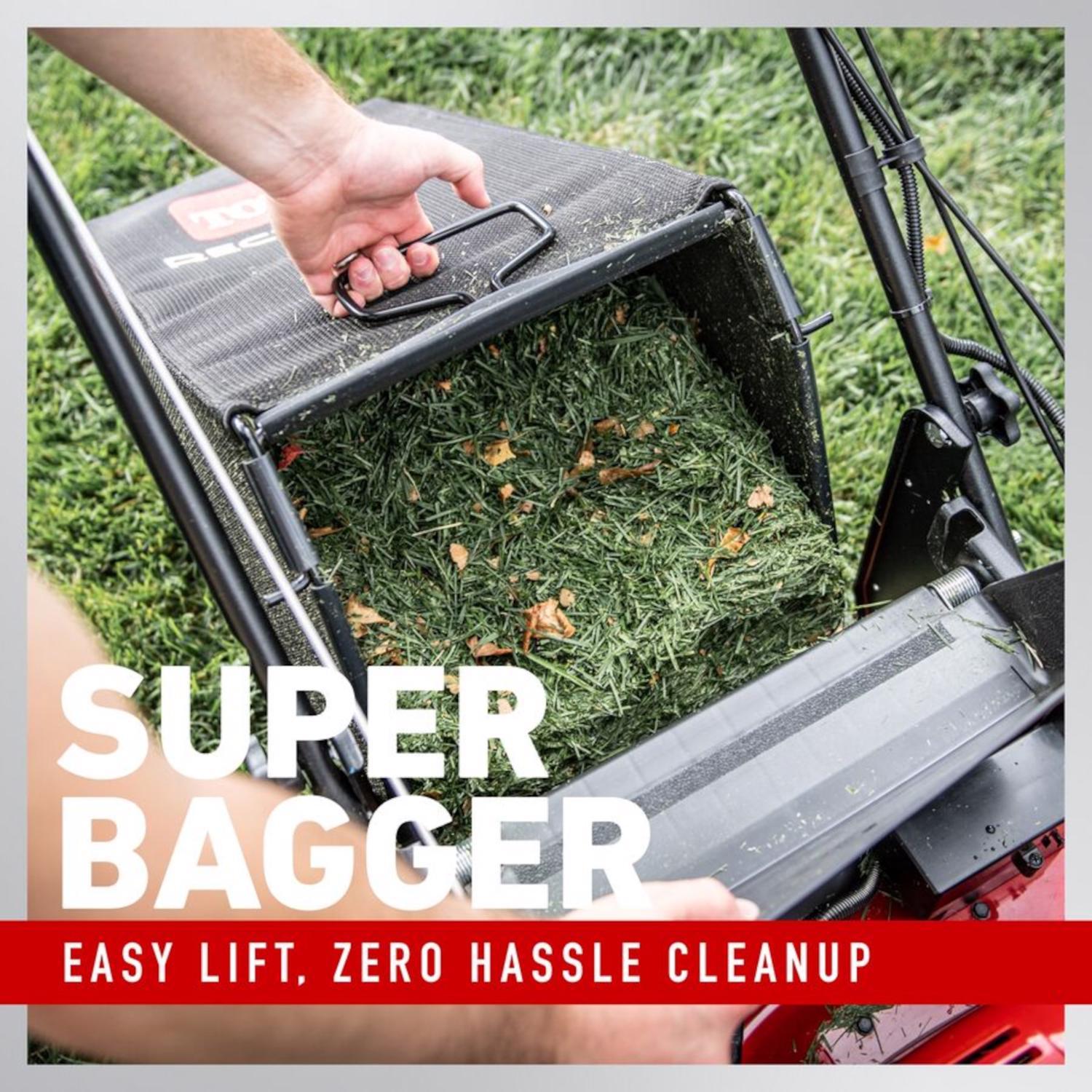Toro Recycler 21462 22 in. 163 cc Gas Self-Propelled Lawn Mower