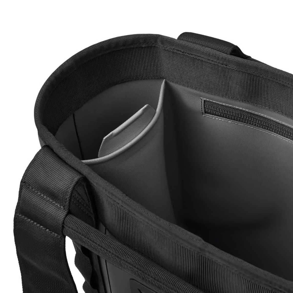 YETI Camino 20 Carryall 20 L Black Tote