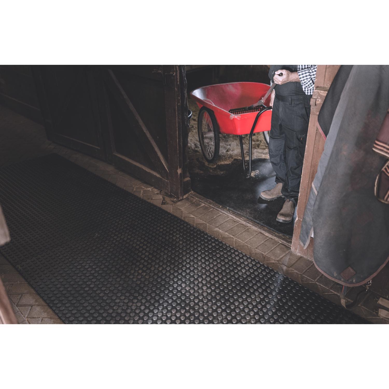 Red Barn 48 in. W X 72 in. L Black Anti Fatigue Rubber Utility Mat