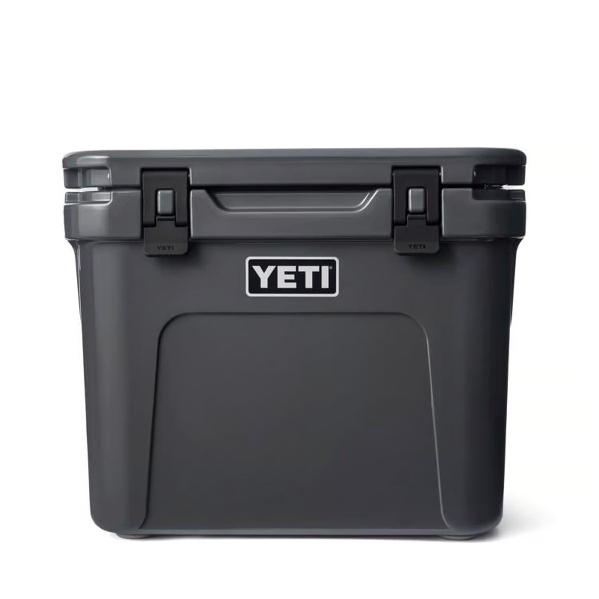 YETI Roadie 32 Charcoal 32 qt Roller Cooler