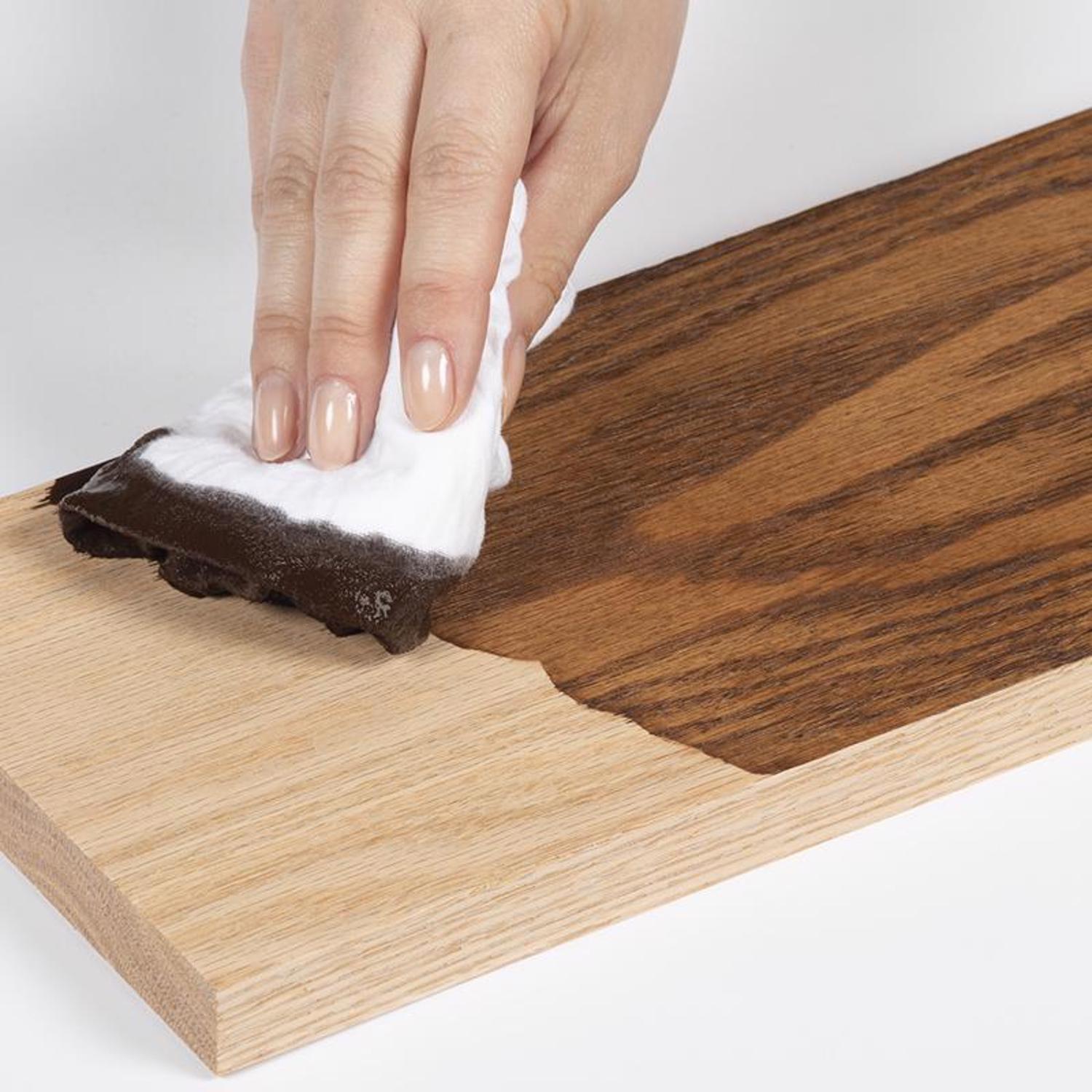 Varathane Semi-Transparent Dark Walnut Oil-Based Urethane Modified Alkyd Fast Dry Wood Stain 1 qt