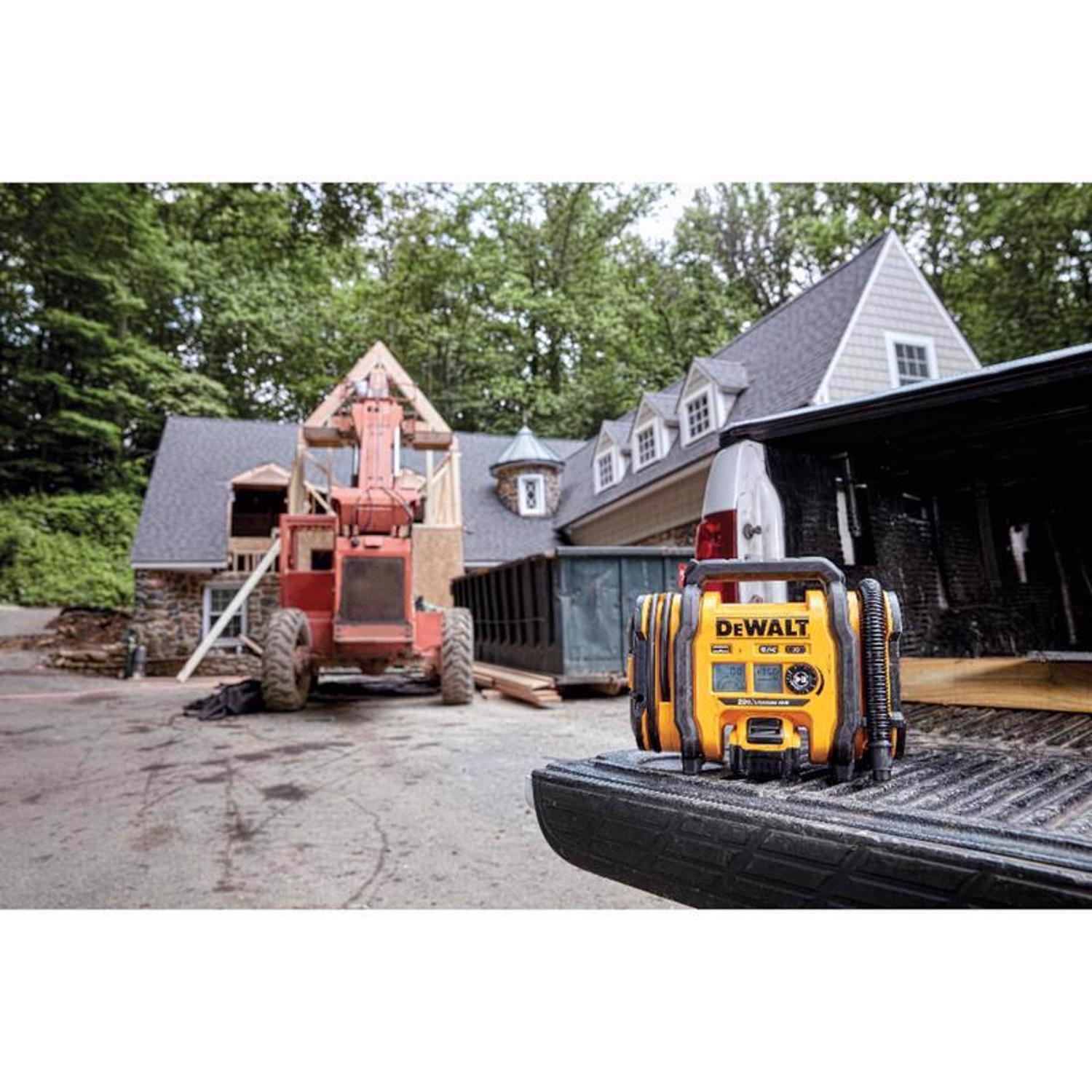 DeWalt 20V MAX 20 V 160 psi Inflator