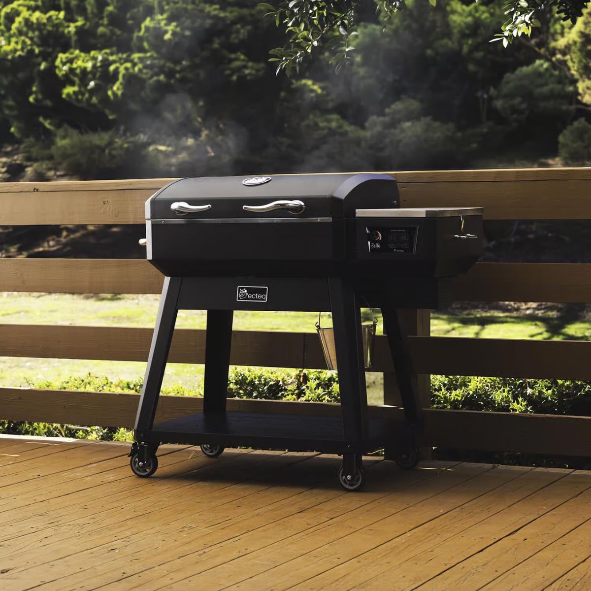 Recteq SmokeStone Wood Pellet WiFi Pellet Griddle Black/Silver