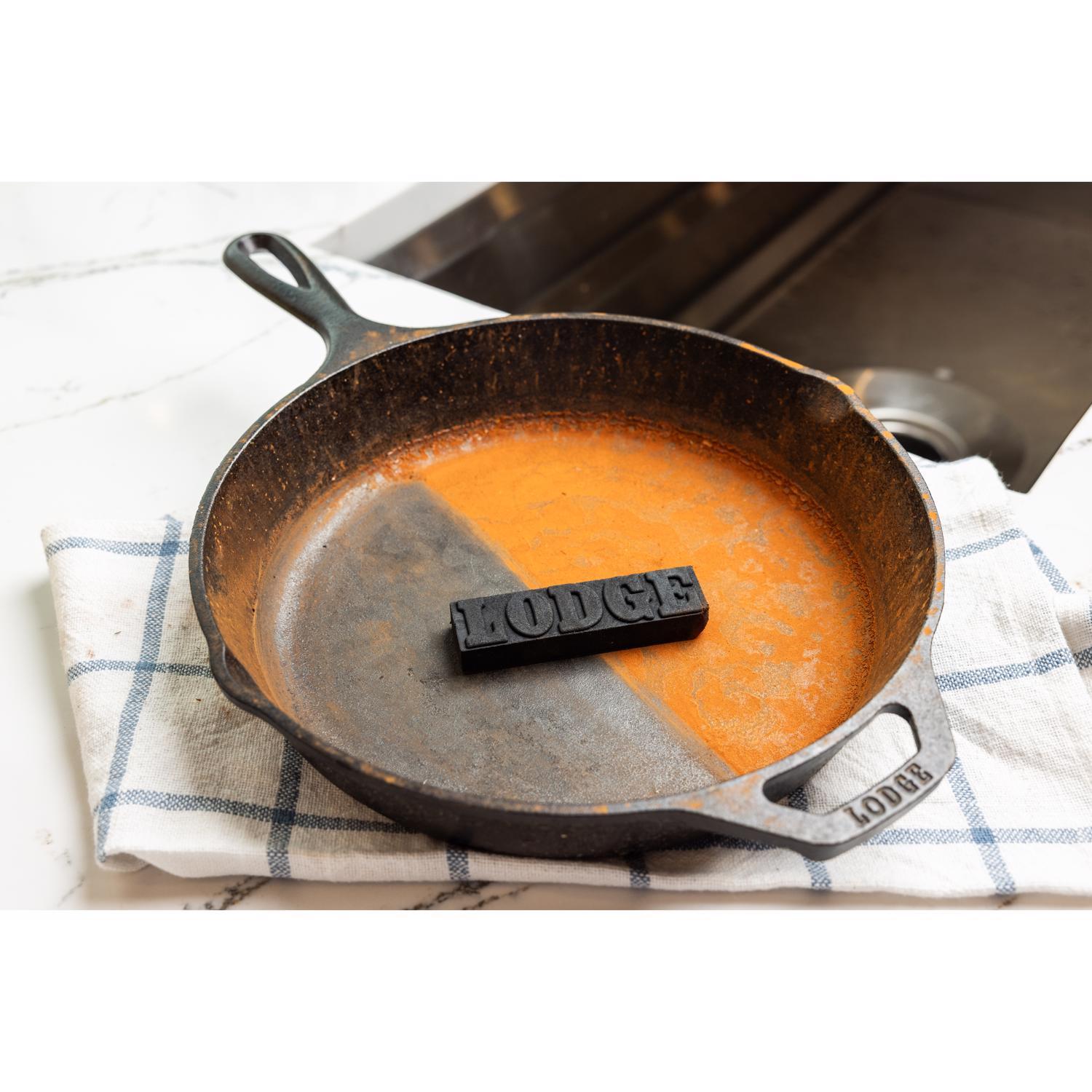 Lodge Rust Eraser 1 in. H X 3.5 in. L X 0.5 in. W 1 pk