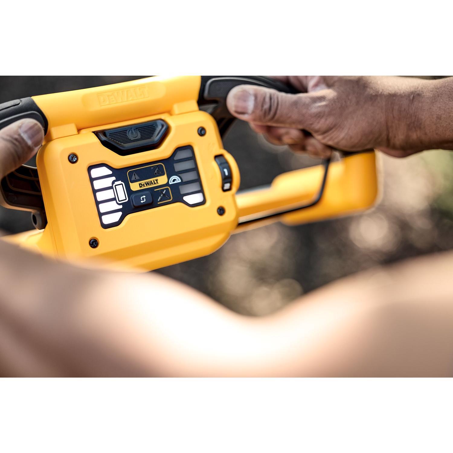 DeWalt 2X20V MAX DCMWSP256U2 21 in. 20 V Battery Self-Propelled Lawn Mower Kit (Battery & Charger)