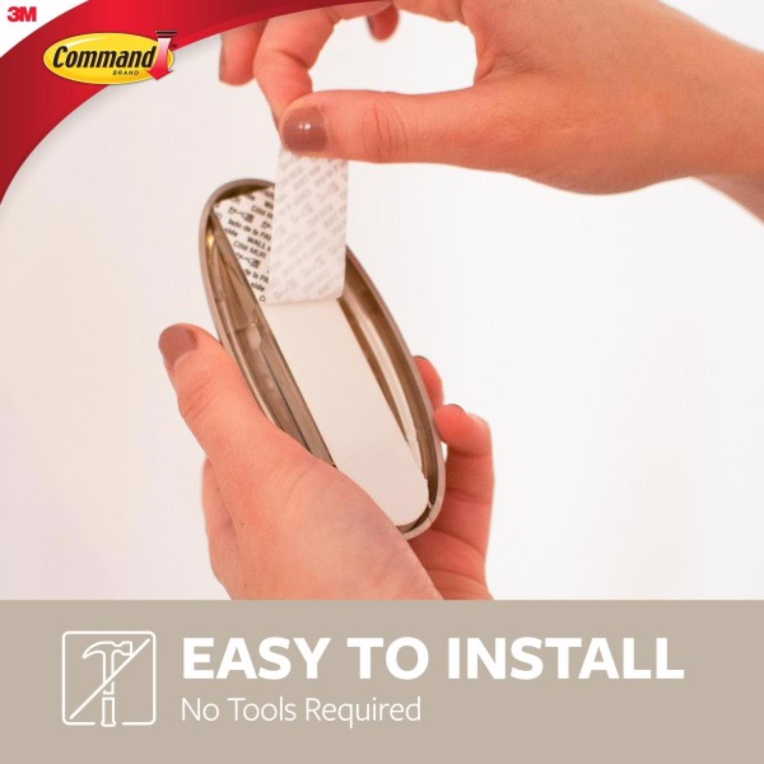 3M Command Medium Plastic Hook 3.125 in. L 1 pk