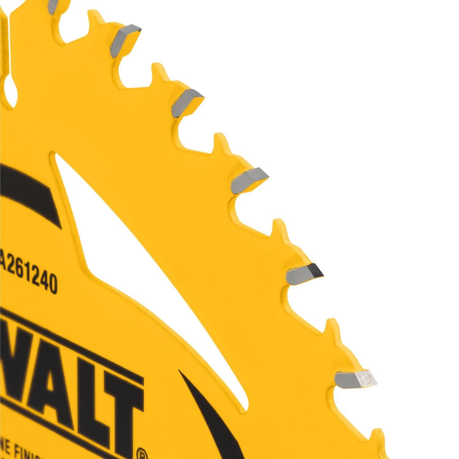 DeWalt 6-1/2 in. D X 5/8 in. Tungsten Carbide Tipped Circular Saw Blade 40 teeth 1 Pack