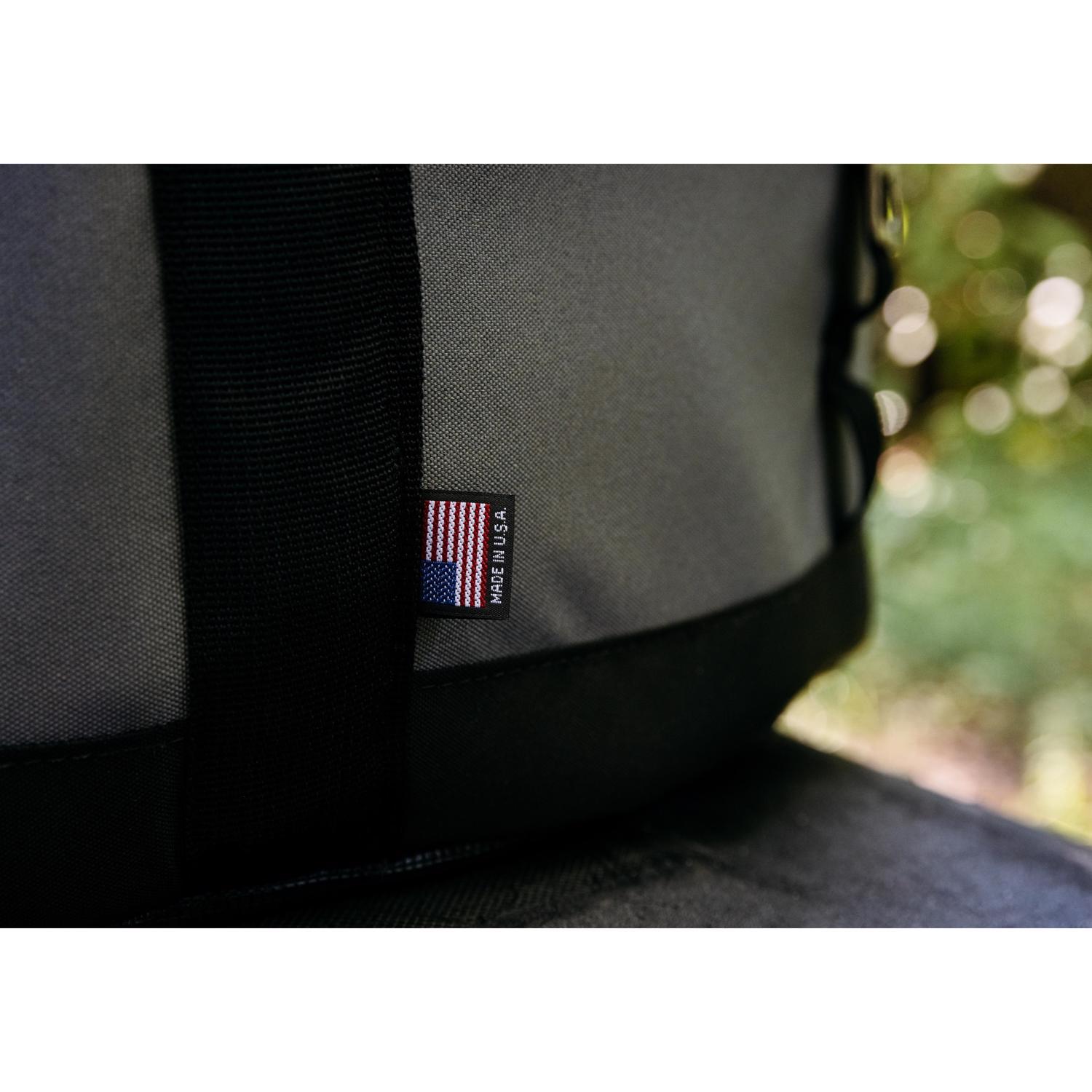 Breeo Y Series Transit Case Gray Grill Cover/Carry Bag