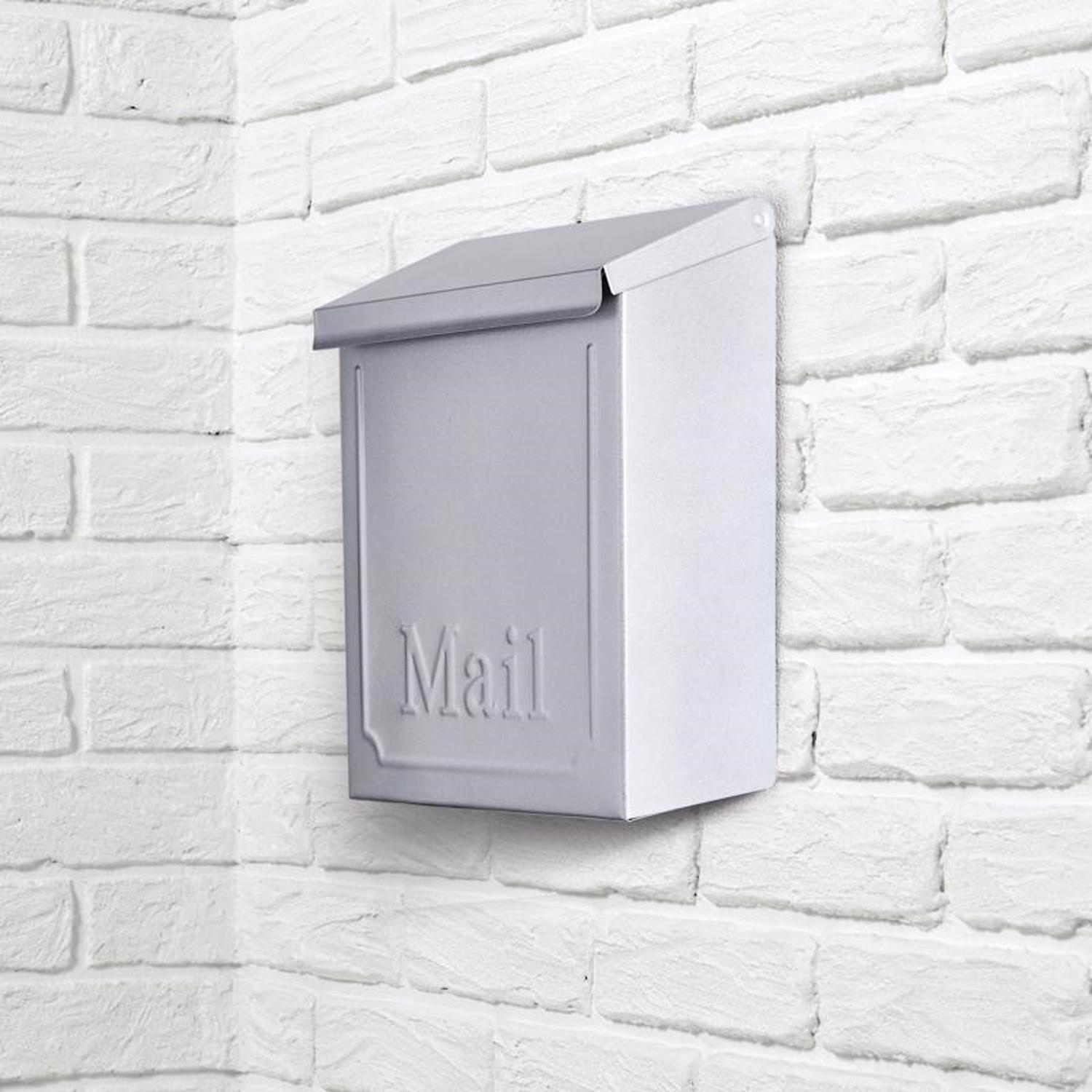 Rust-Oleum Universal Metallic Titanium Silver Metallic Spray Paint 11 oz