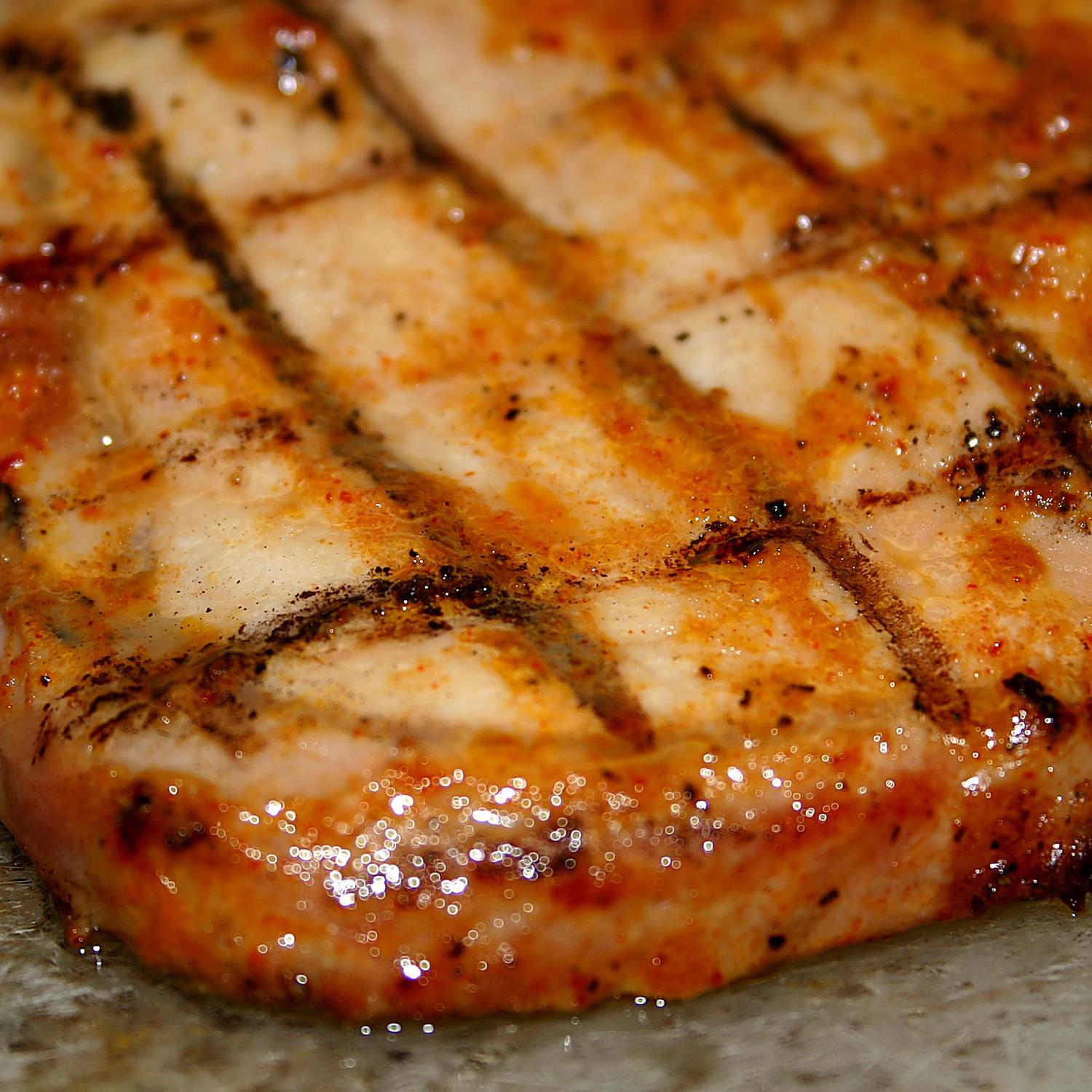 SuckleBusters Honey BBQ Rub 13.75 oz