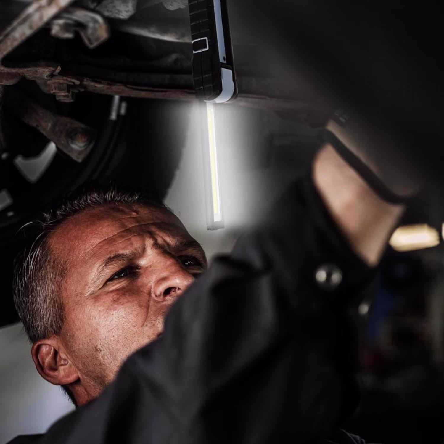 Feit 500 lm LED Rechargeable Handheld Work Light w/Magnet