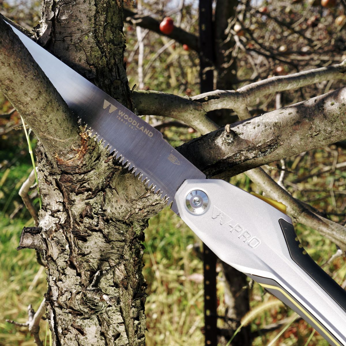 Woodland Tools Pro Series 12 in. Folding Saw