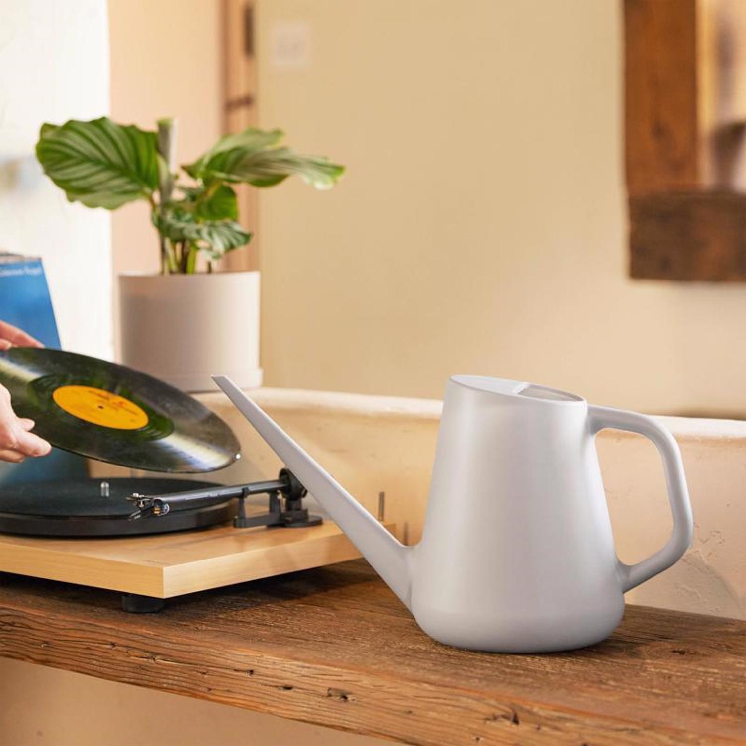 Bloem Fern Gray 1 gal Resin Watering Can