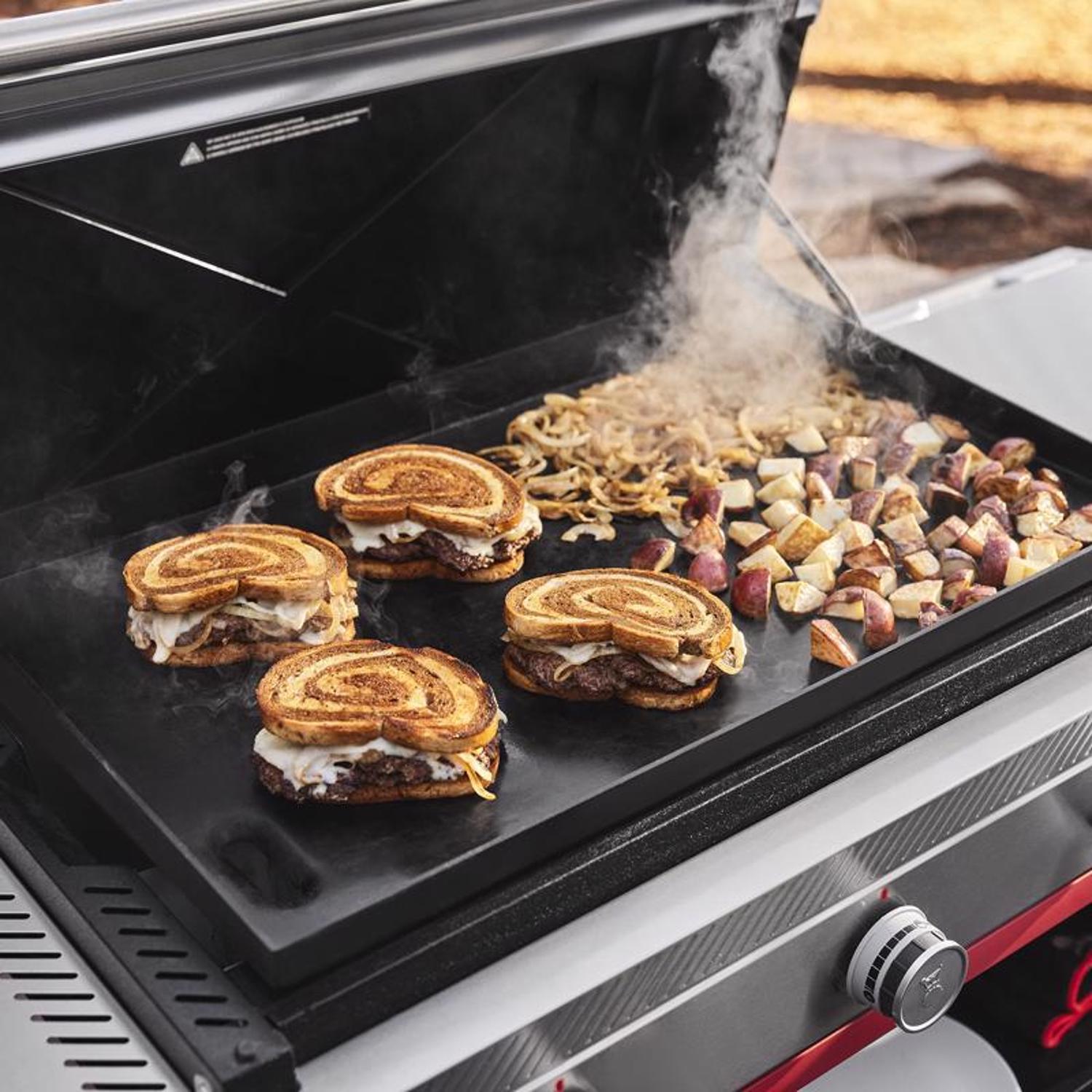 Weber Slate Rust-Resistant 3 Burner Liquid Propane Outdoor Griddle Black 30IN