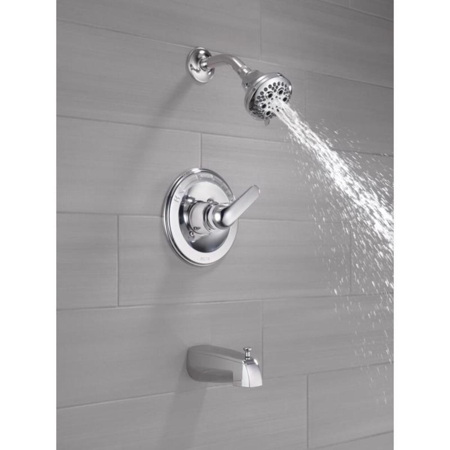 Delta Monitor 1-Handle Chrome Tub and Shower Faucet