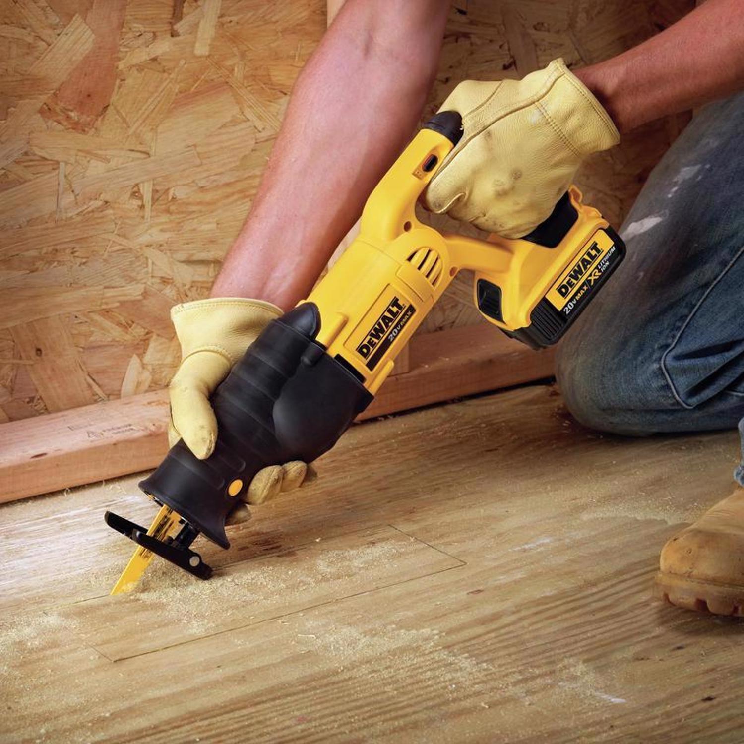 DeWalt 20V MAX Cordless Brushed Compact Reciprocating Saw Tool Only