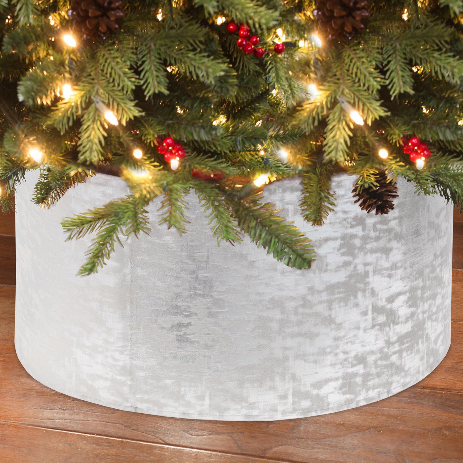 Dyno White Tree Skirt 11 in.